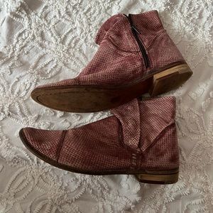 Free People rose colored booties